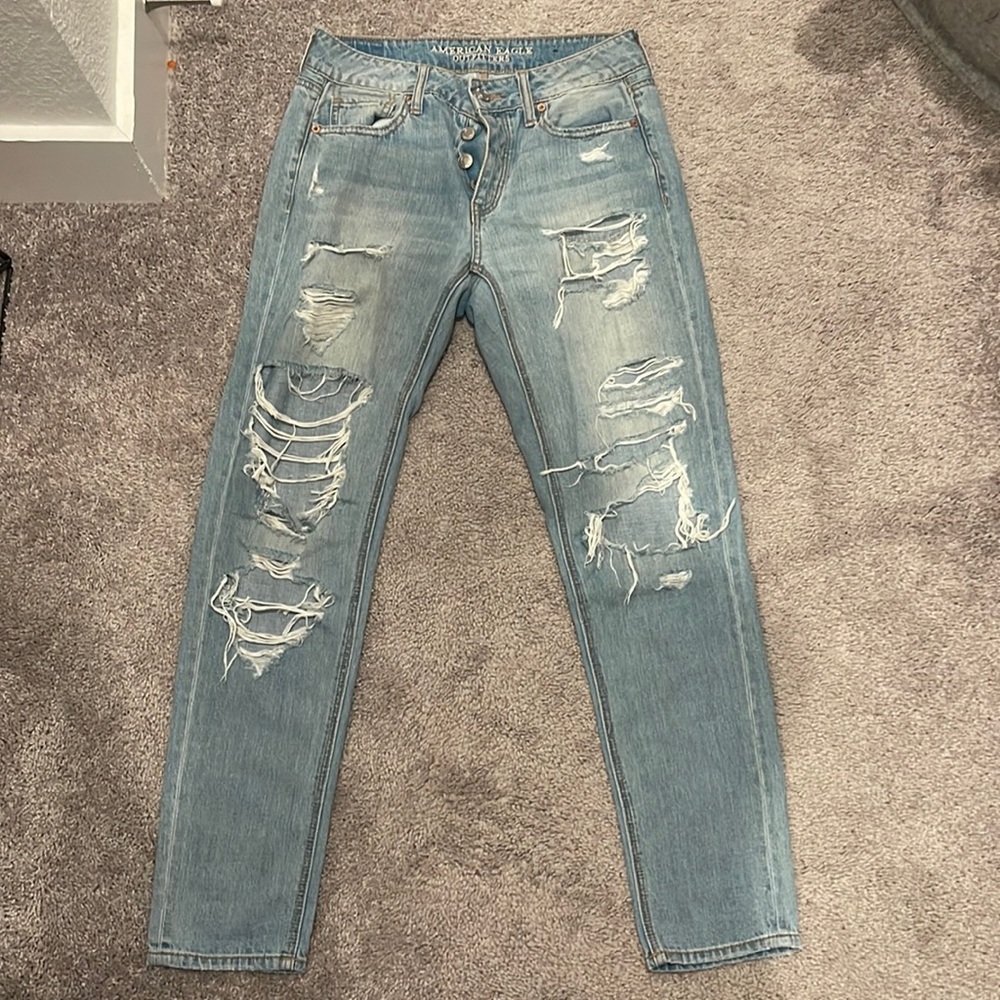 American Eagle Tomgirl Jeans